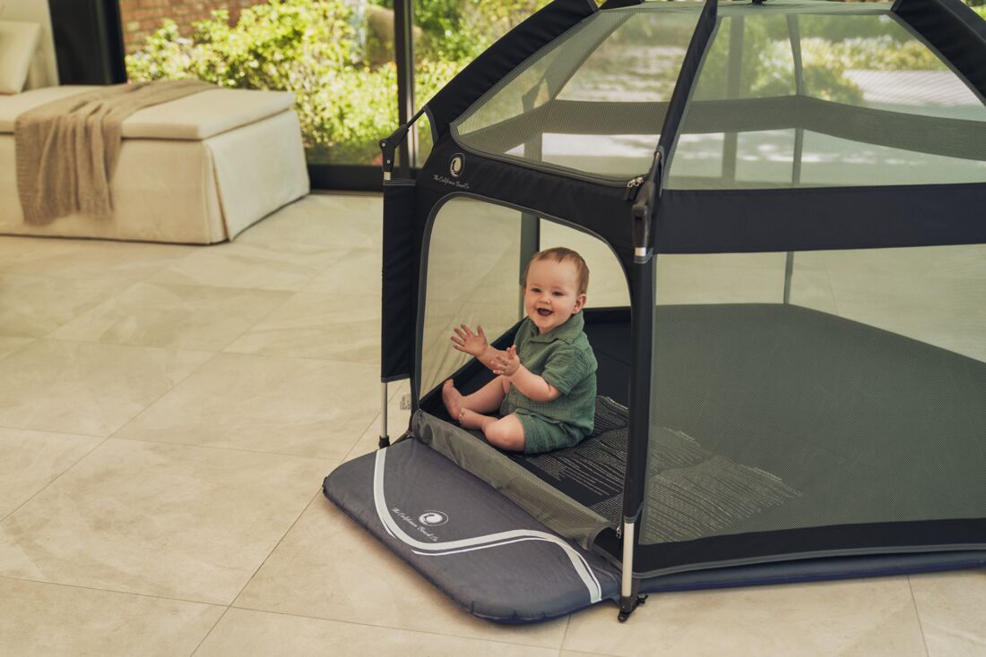 Pop 'N Go® Playpen - Elevate